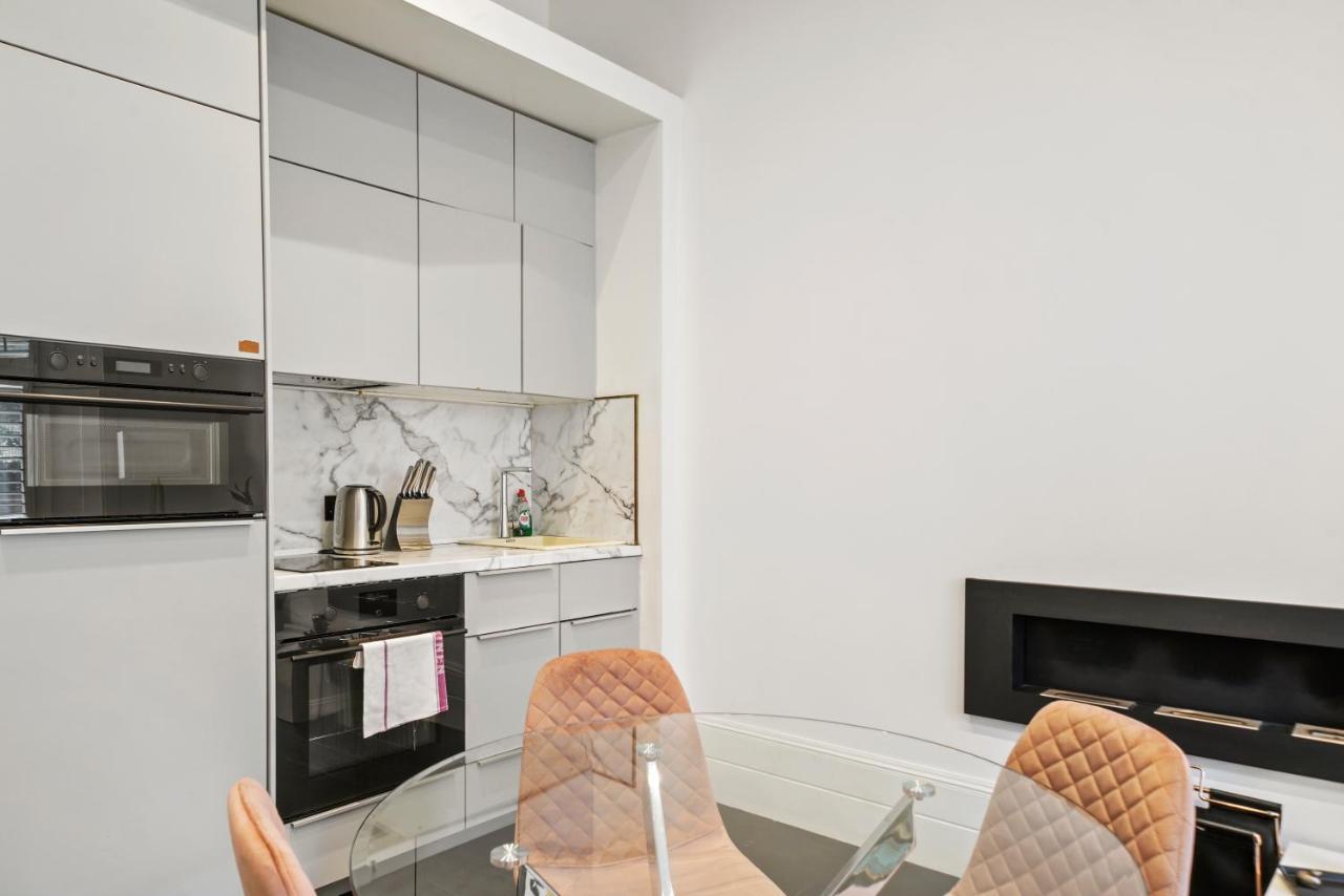 לונדון 1 & 2 Bed Cosy Apartments Next To Earls Court Free Wifi מראה חיצוני תמונה